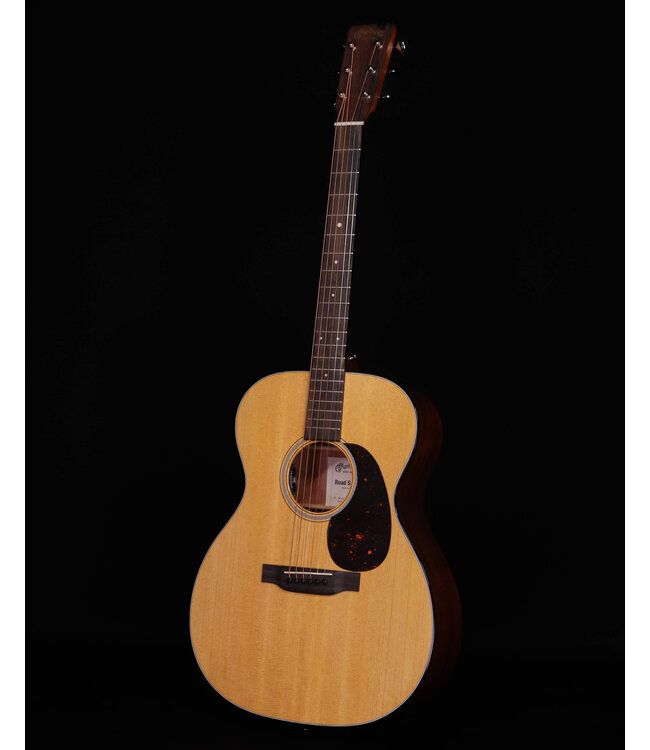 Martin 000-12E Retro Spruce Top with X Bracing, Martin E1 Pickup, Bag Included