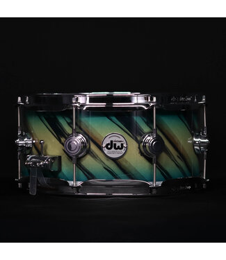 Drum Workshop DW 13" x 6" Collector's Series Exotic, Natural to Royal Blue Burst Over Twisted Ivory