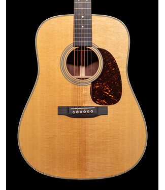 Martin Martin D-28E Standard Series Acoustic Guitar with Fishman Matrix Infinity Pickup