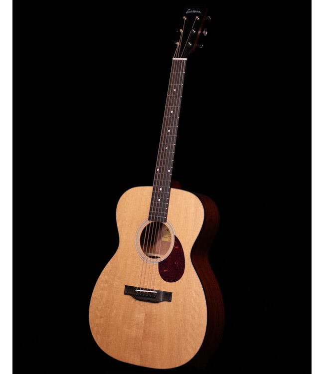 Eastman E1OM Acoustic with Deluxe Bag, Natural