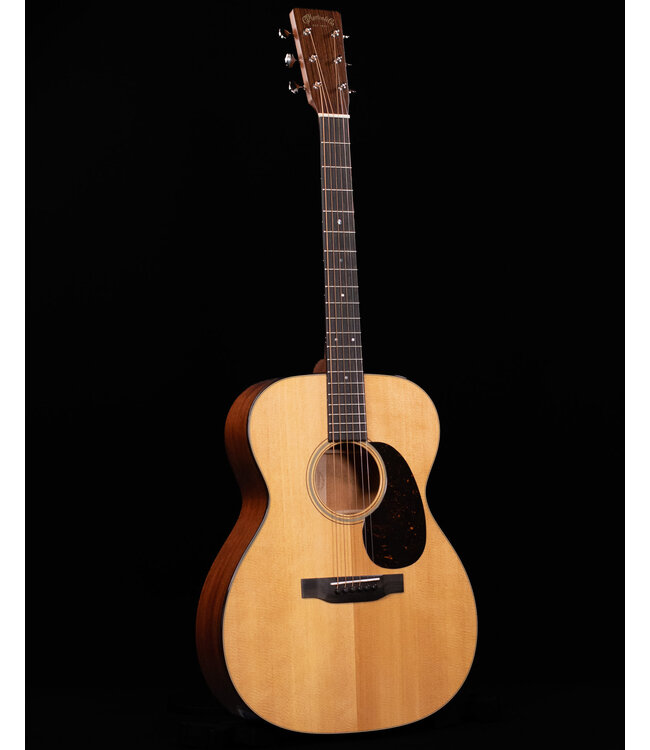 Martin 000-18 Standard Series Acoustic with Fishman Matrix Infinity System - 2025