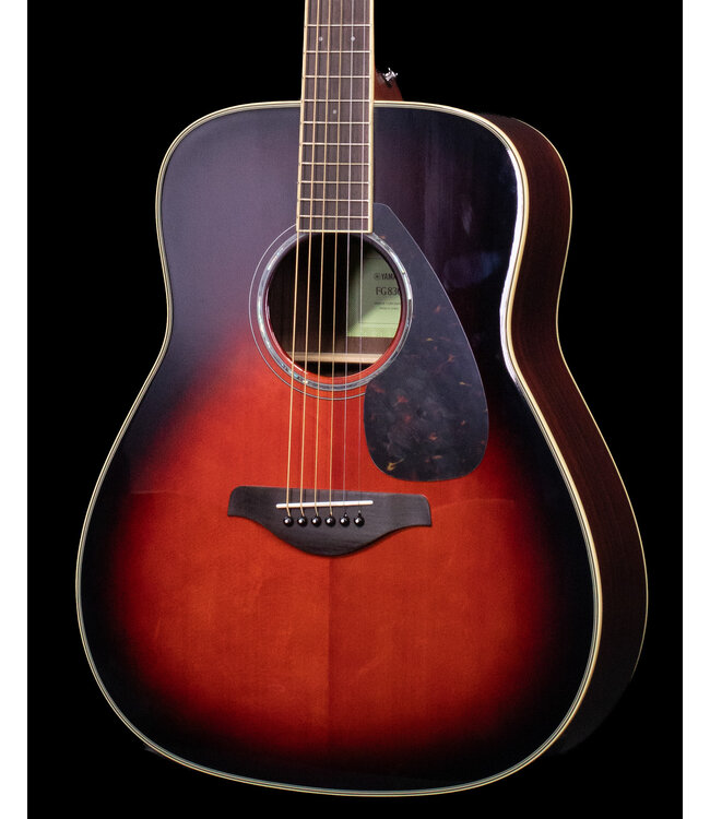 Yamaha FG830 Solid Top Acoustic, Rosewood Back and Sides, Tobacco Brown Sunburst