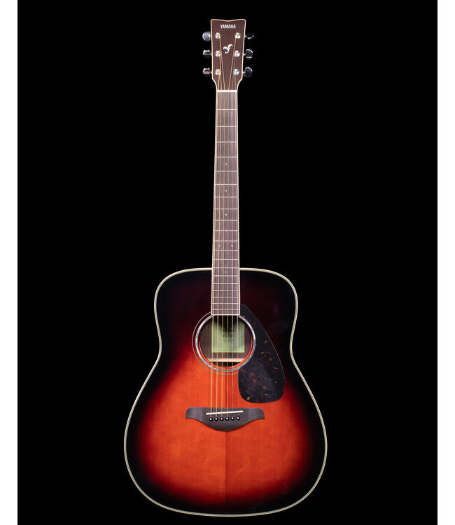Yamaha FG830 Solid Top Acoustic, Rosewood Back and Sides, Tobacco Brown Sunburst