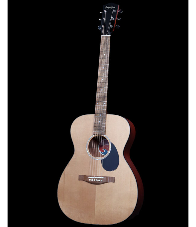 Eastman PCH1-OM Classic with Bag