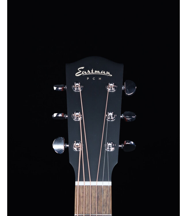 Eastman PCH1-OM Classic with Bag