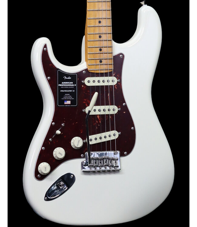 Fender American Professional II Stratocaster Left-Hand, Maple, Olympic White