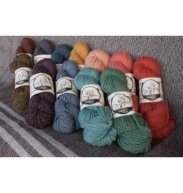 Custom Woolen Mills Prairie Wool Medium Soft Spun Yarn 100% Wool - Naturally Dyed Skeins