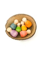 Grapat Wood Coloured Baby Nins 6 pcs in Coconut Shell – Grapat
