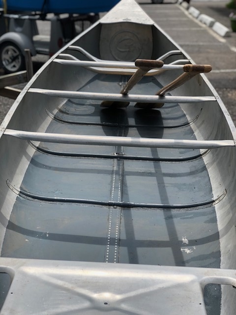 Used Grumman 16' Canoe Silver - Mountainman Outdoor Supply 
