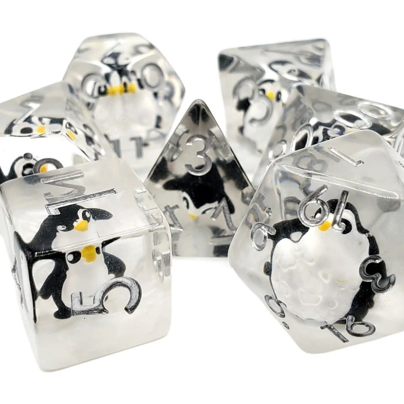 OLD SCHOOL DICE & ACCESSORIES ANIMAL KINGDOM PENGUIN 7PC SET