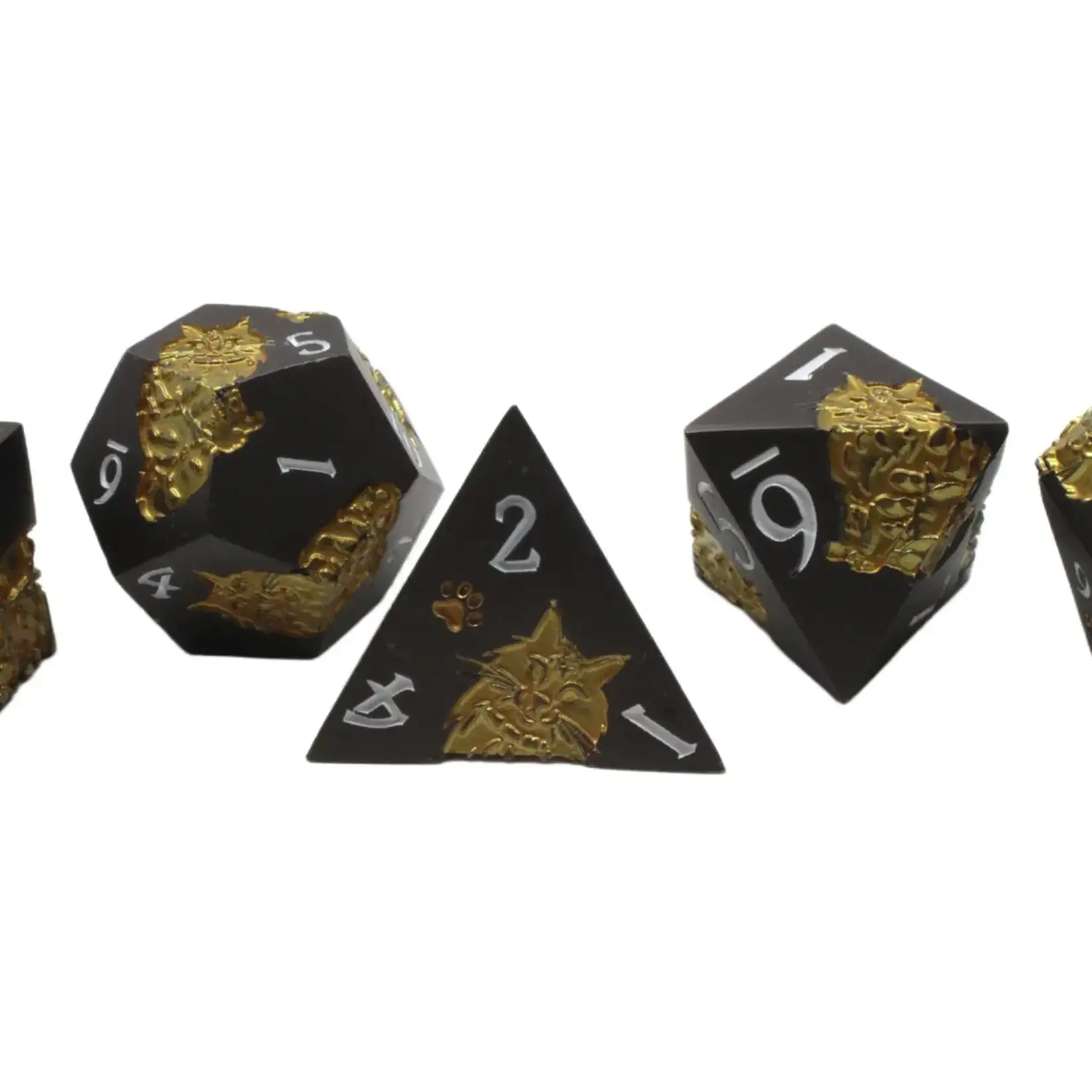 OLD SCHOOL DICE & ACCESSORIES NINE LIVES MATTE BLACK w/ GOLD METAL 7PC SET