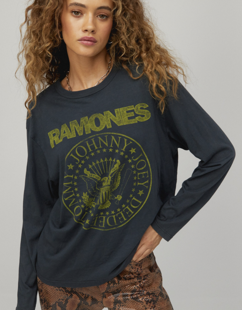 DAYDREAMER Ramones Crest Long Sleeve Crew
