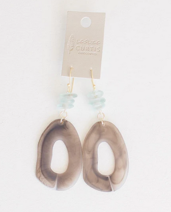 Leslie Curtis Hadley Earring Taupe
