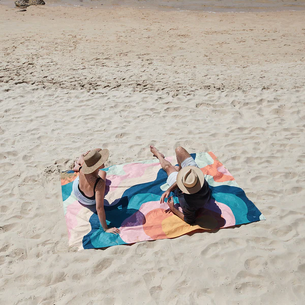 Dock & Bay Picnic Blanket - Get Wavy