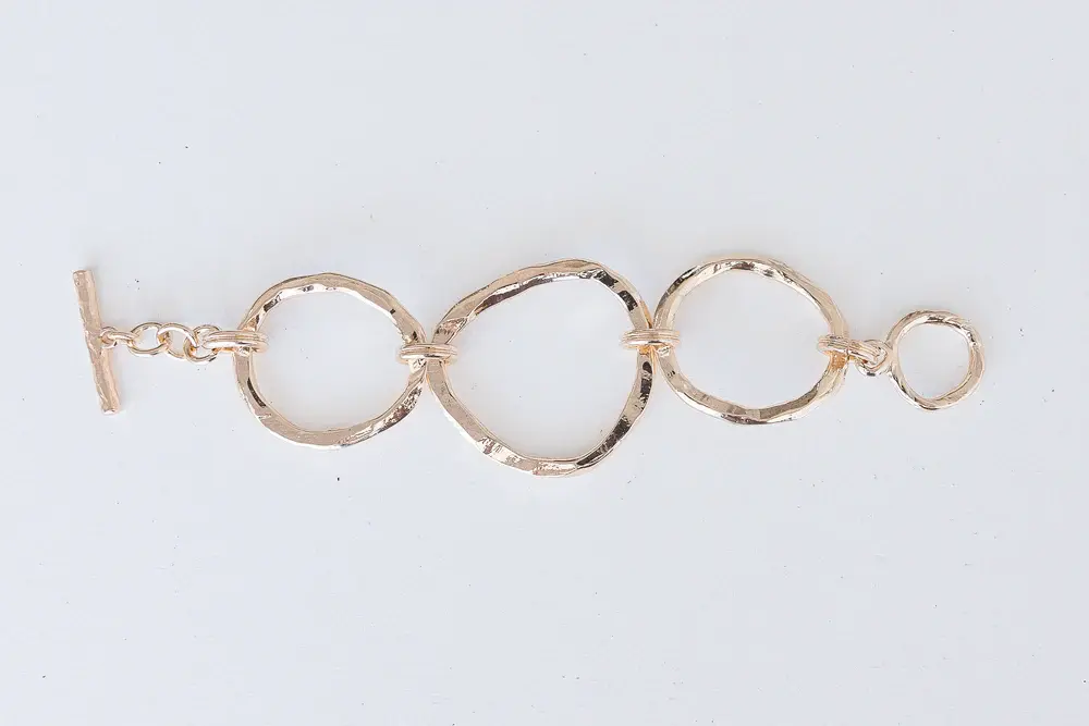 Leslie Curtis Darby Circle Link Bracelet Gold