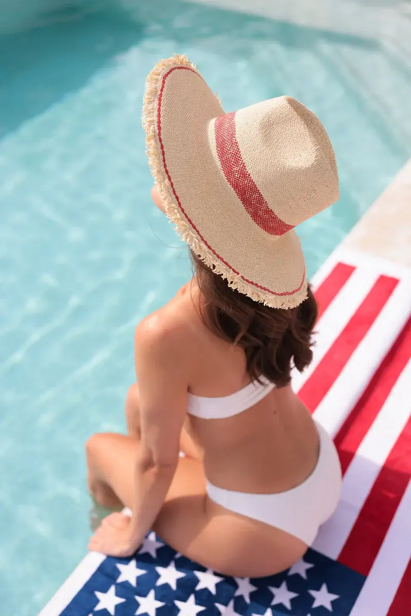 Shiraleah Ari Hat Red