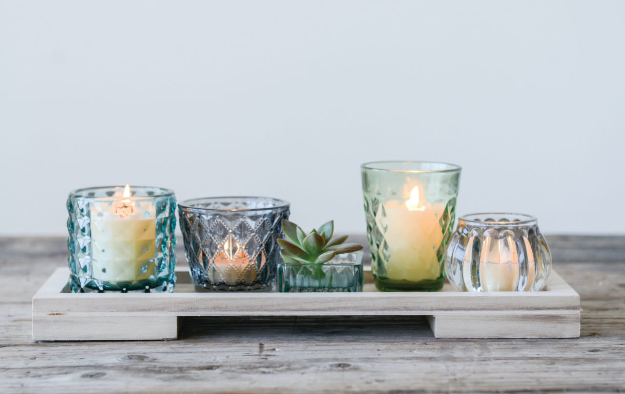 Tray with Glass Votive/Tealight Holders, Set of 6