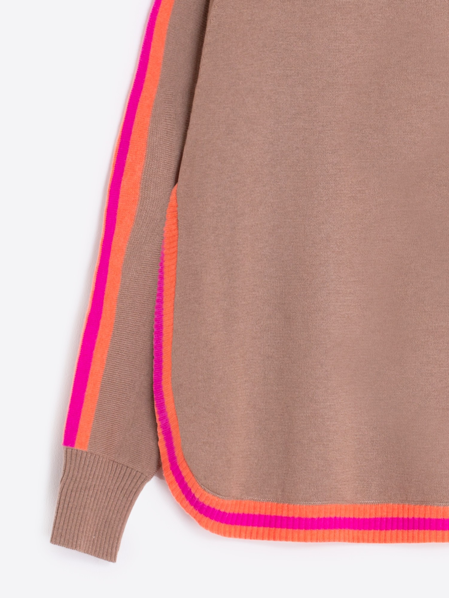 Vilagallo Camel Sweater w/ Trim