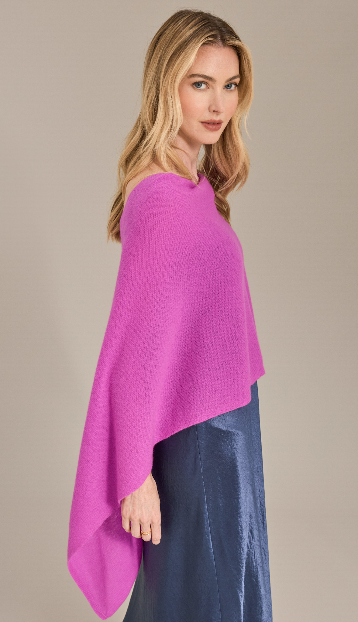 Alashan Cashmere Topper Magenta