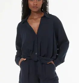 Young Fabulous & Broke Traveler Linen Top Night Sky