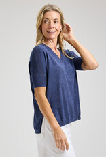 Zaket & Plover Solid V Neck Top