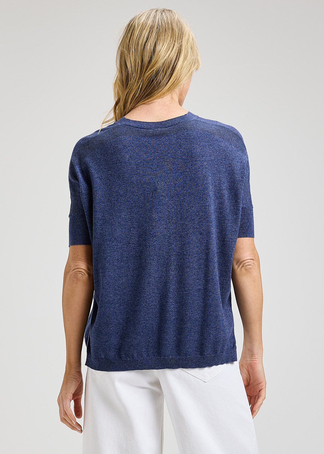 Zaket & Plover Solid V Neck Top