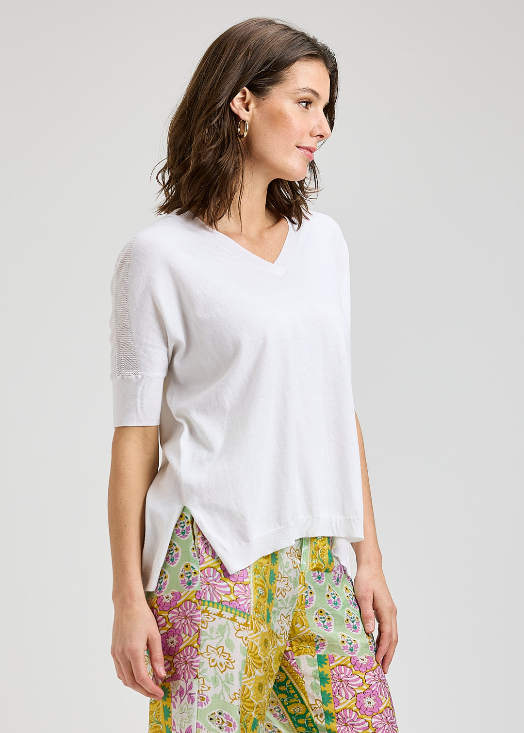 Zaket & Plover Solid V Neck Top