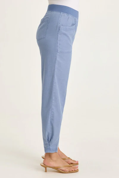 Wearables Beck Pant Shasta Lake