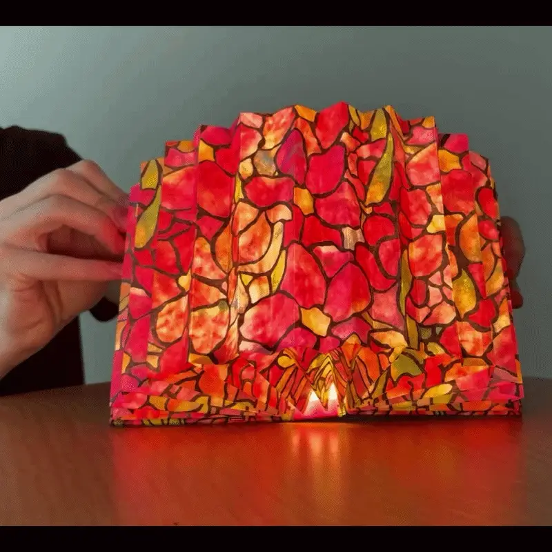Modgy Louis C Tiffany Peony Light Book
