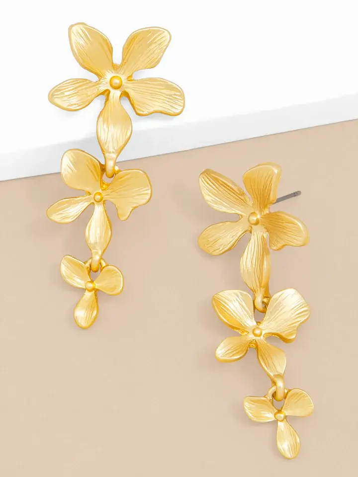 Zenzii Metal Flower Drop Earring