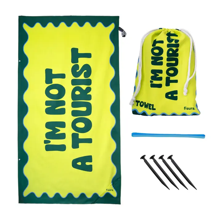 Fisura Beach towel "I`m not a tourist"