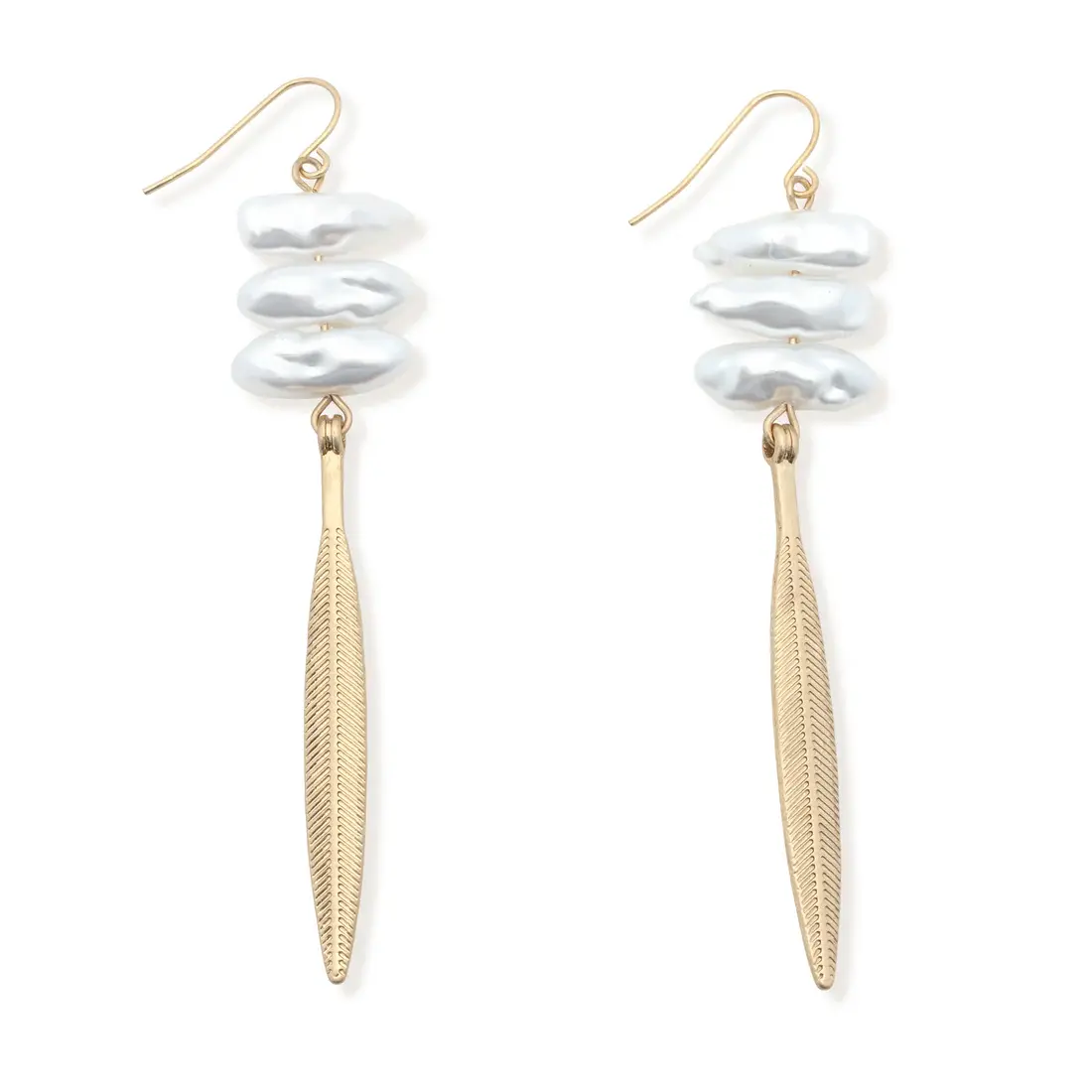 Leslie Curtis Birdie Pearl & Feather Earring