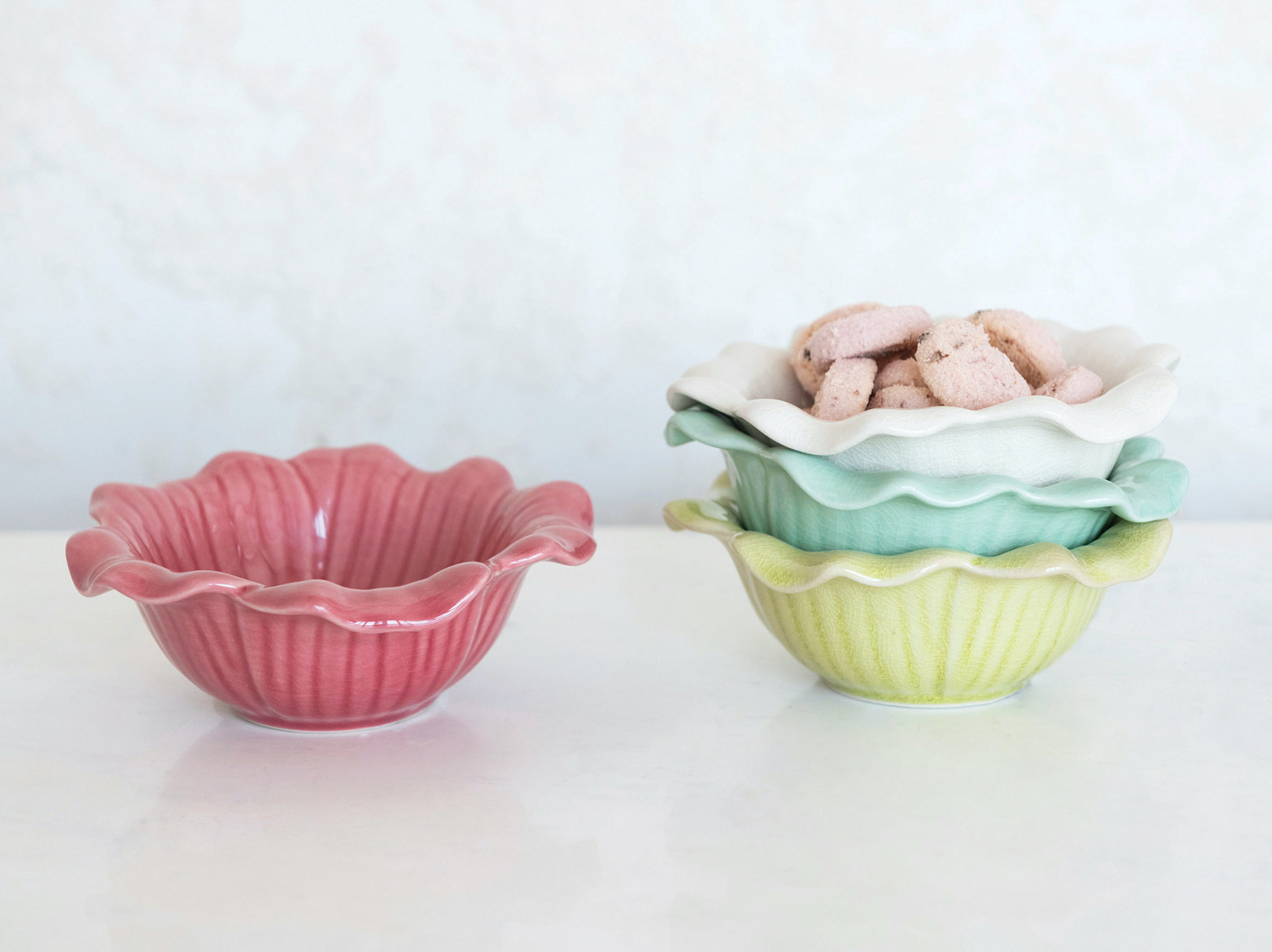 Debossed Stoneware Flower Bowl