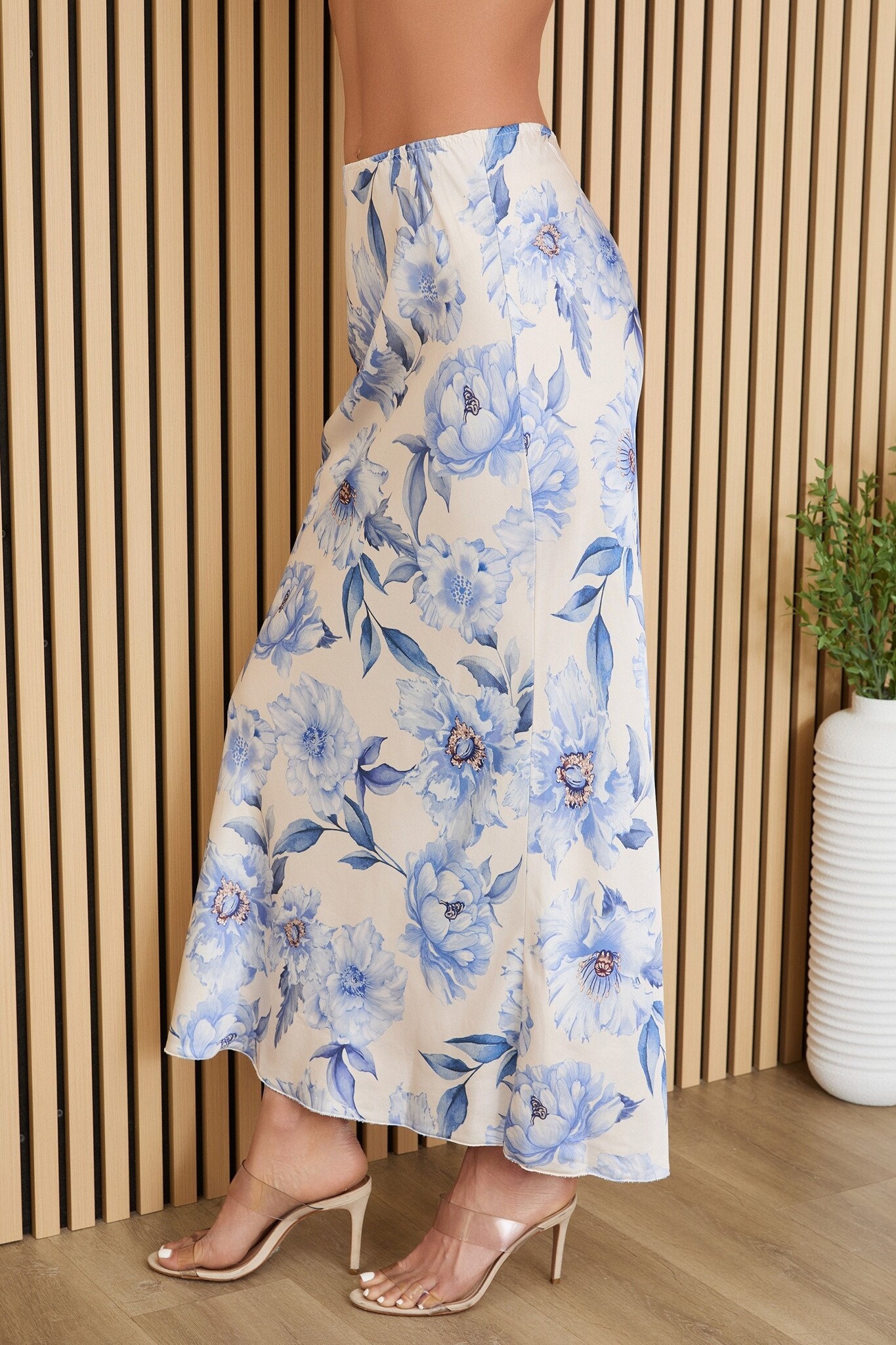 Milio Milano Floral Skirt Blue