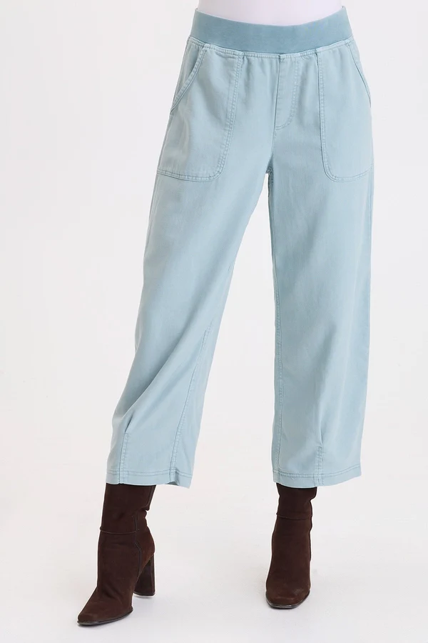 Wearables Festus Crop Pant Thunderclap