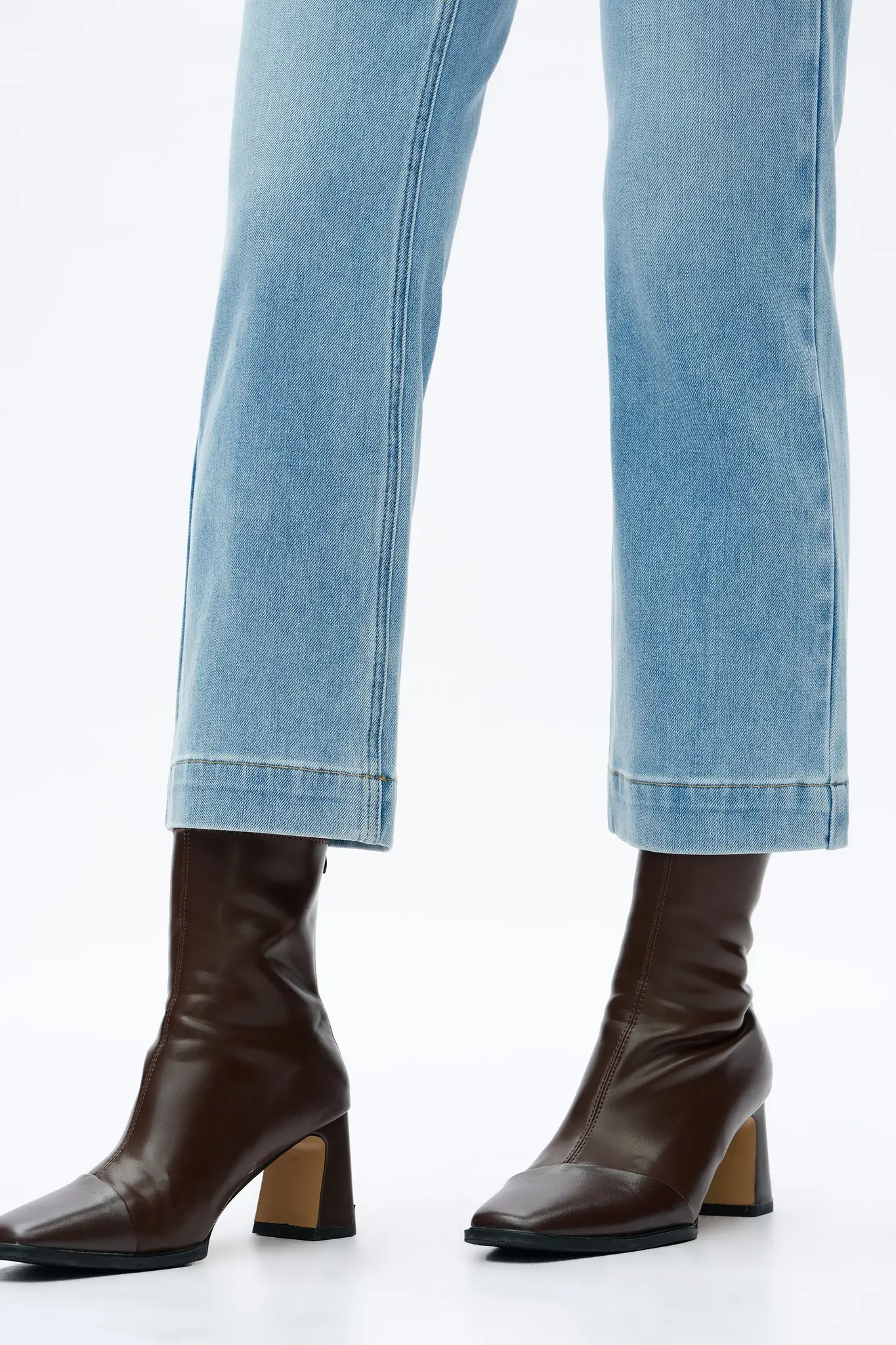 Bayeas High Rise Straight Leg Jean Lt Blue