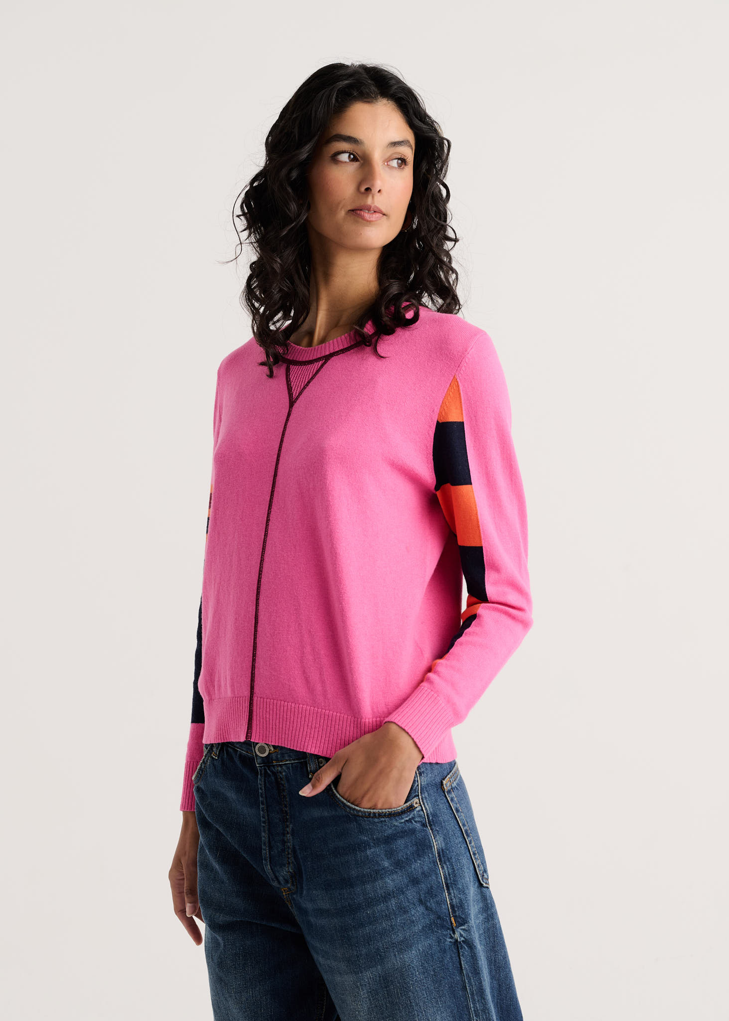 Weekend Ease Top Cosmos