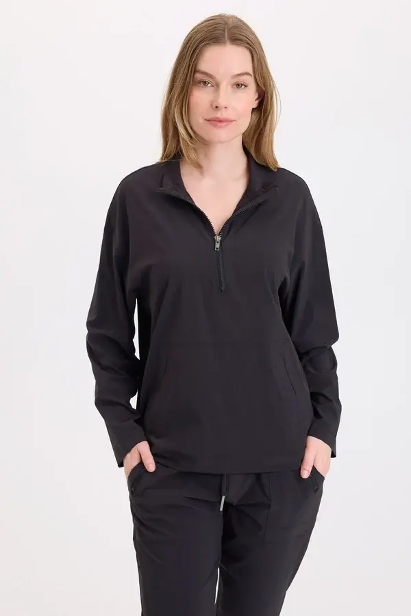 Wearables Romee Pullover Black