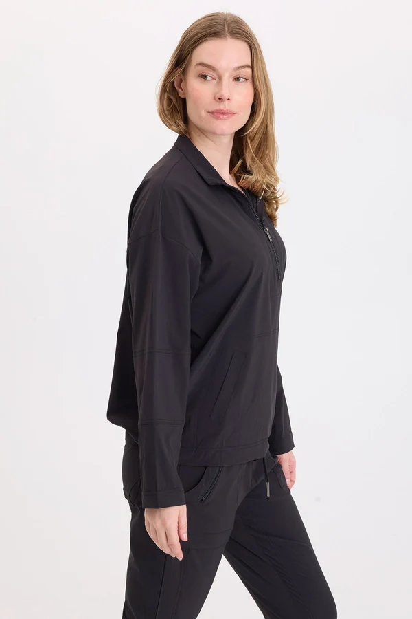Wearables Romee Pullover Black
