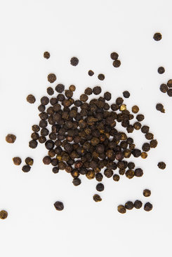 Black Peppercorn, 1 oz Black Peppercorn, 1 oz