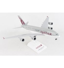 Skymarks Skymarks Qatar A380 1/200 w/gear