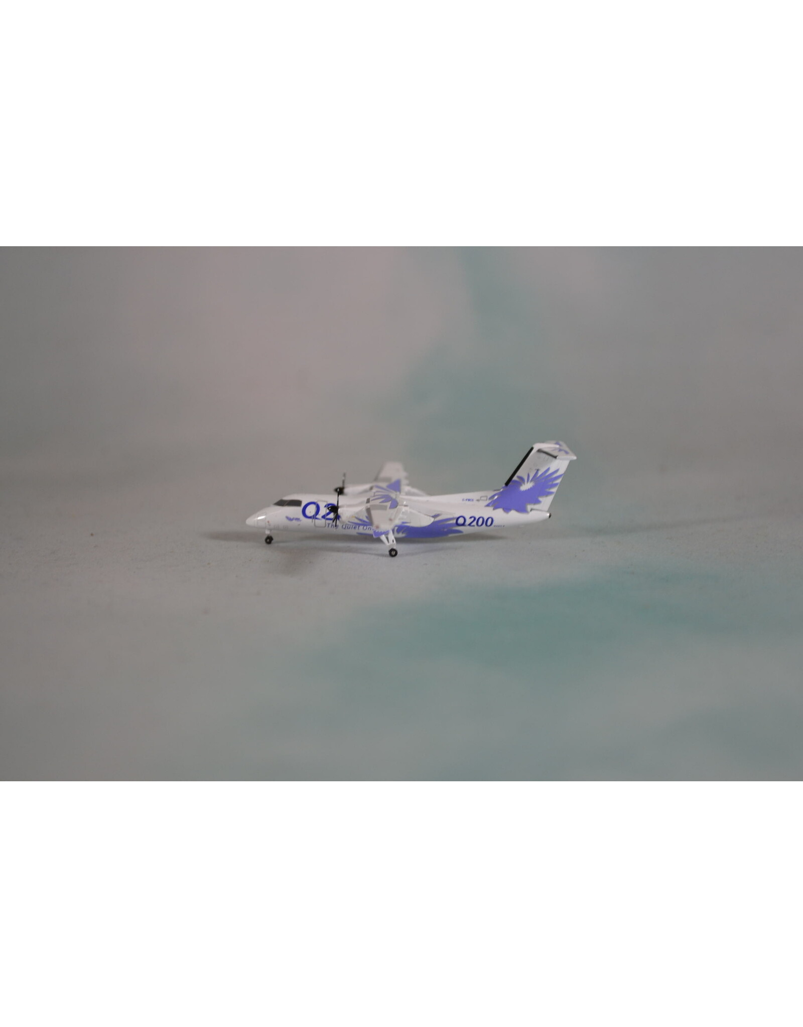 JC Wings JC4 Bombardier DHC-8-Q200 C-FBCS