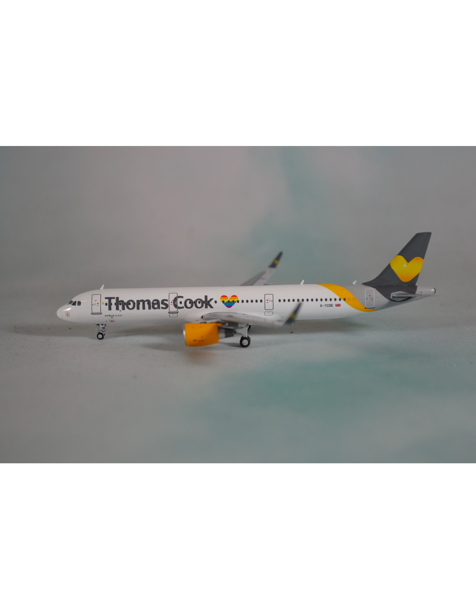 JC Wings JC4 Thomas Cook A321 G-TCDE