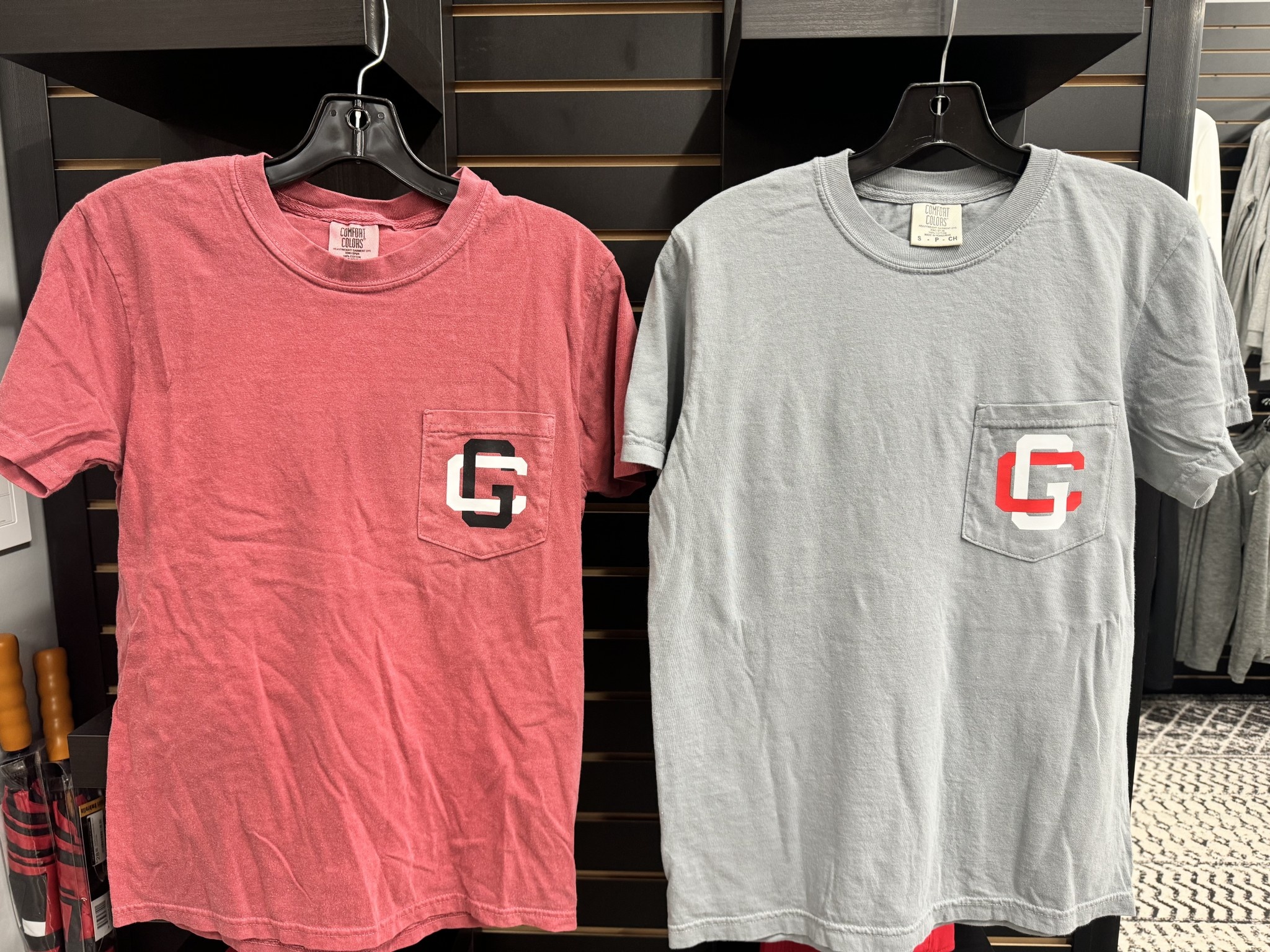 Comfort Color Adult Interlock Logo SS Pocket Tee