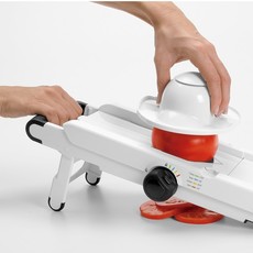 OXO Good Grips - Mandoline V-Blade Slicer