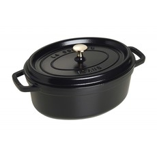 Staub 4.25qt Oval Cocotte