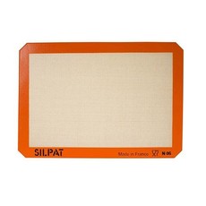 Medium Baking Mat 9.5"x 14.3"