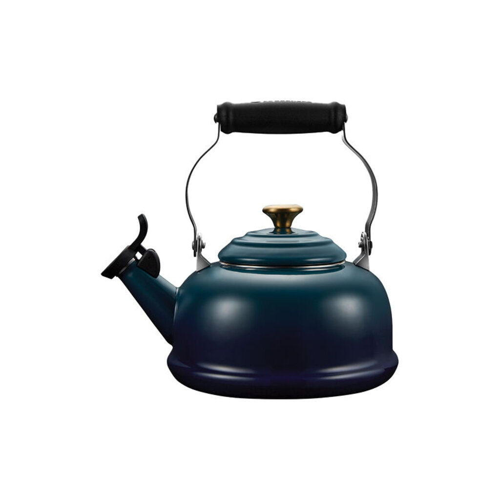 Le Creuset 1.6L Whistling Kettle