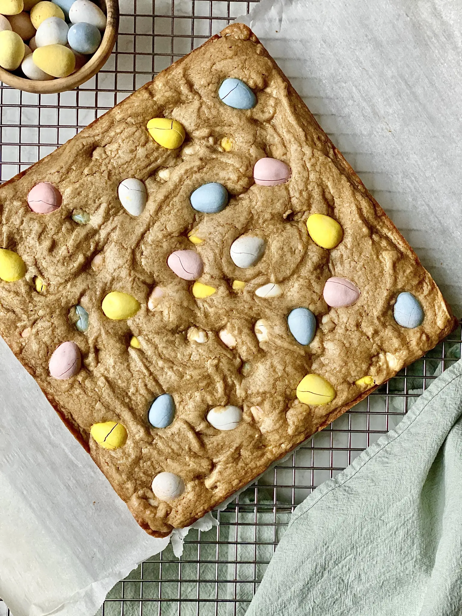 Perfect Easter Dessert: Cadbury Mini Egg Blondies