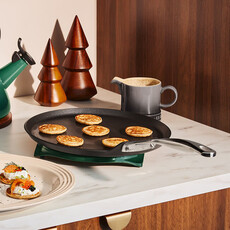 Le Creuset Toughened Nonstick 11" Pro Crepe Pan